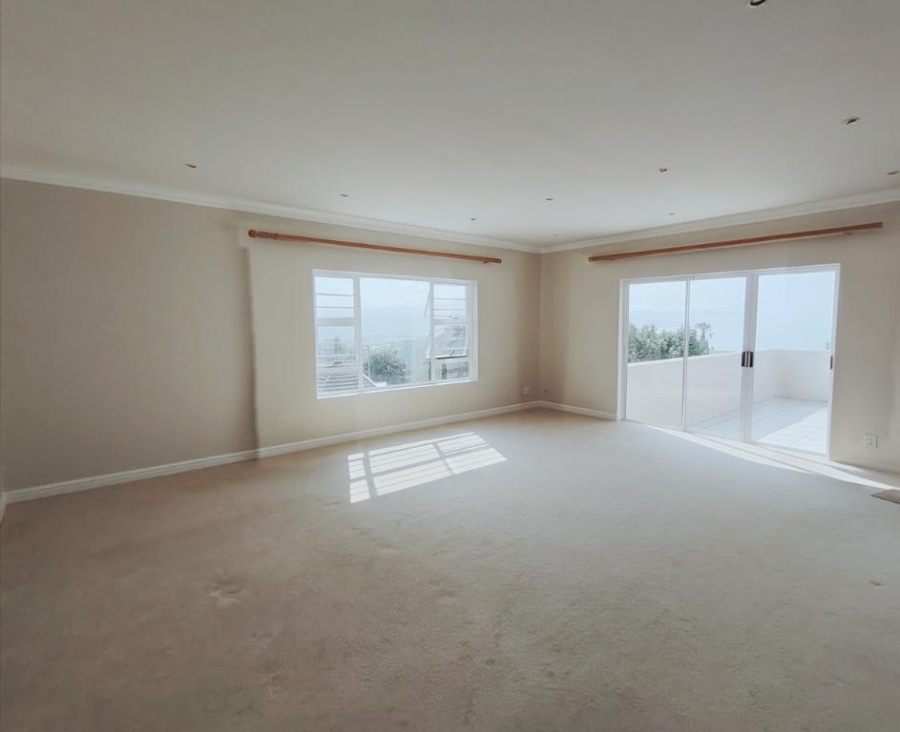 6 Bedroom Property for Sale in Cutty Sark Western Cape